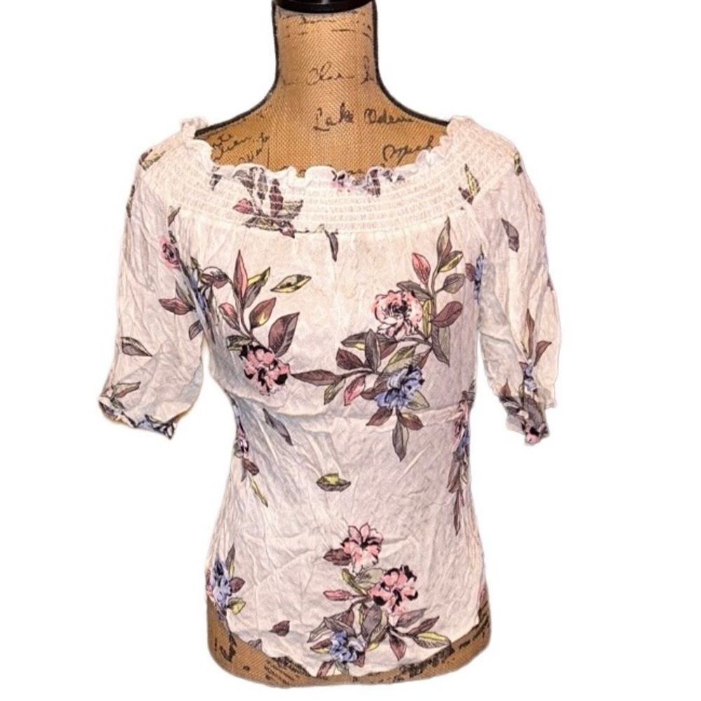 **BRAND NEW** Impressions floral top size S